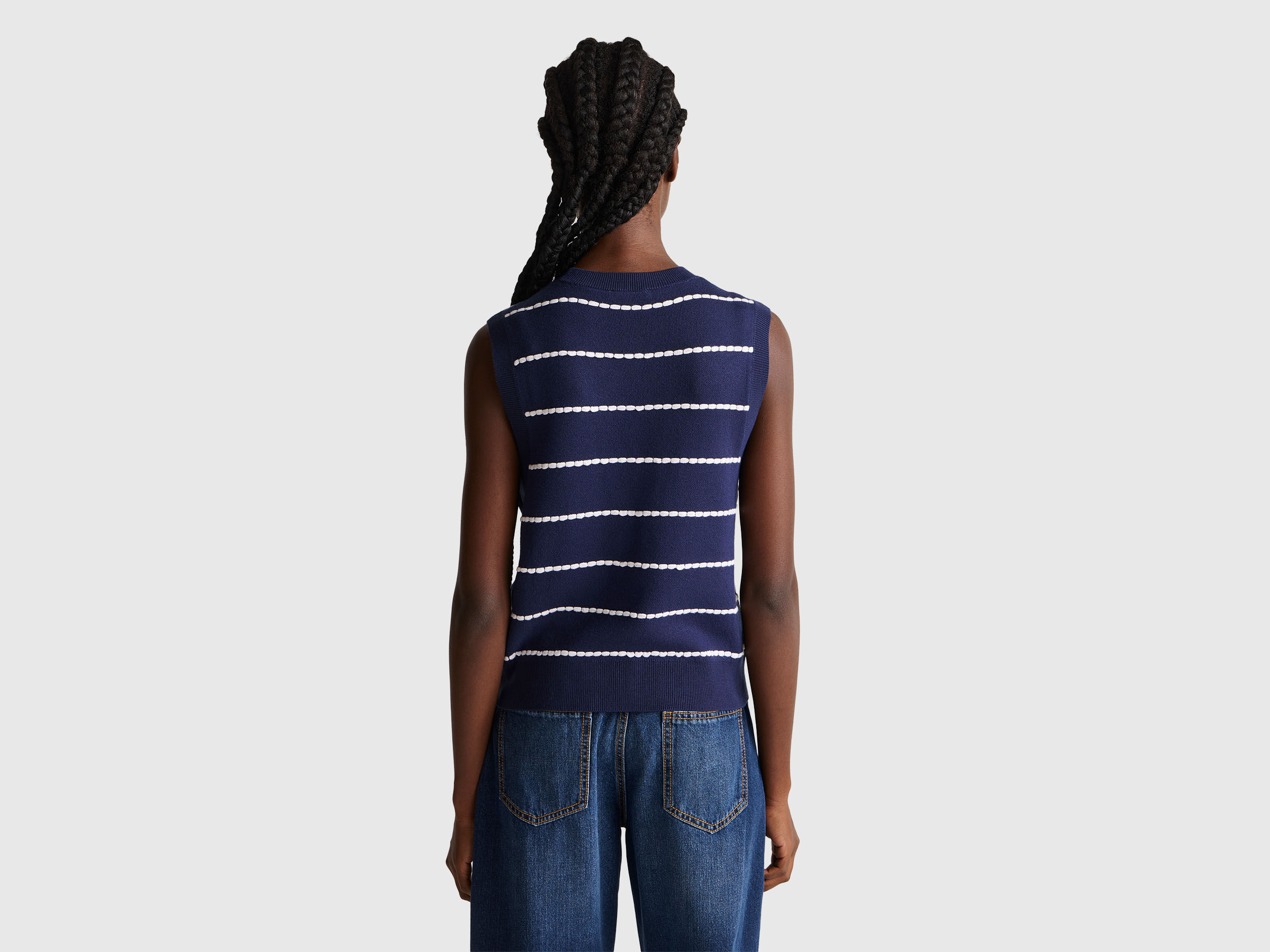 SLEEVELESS SWEATER Women image number 2